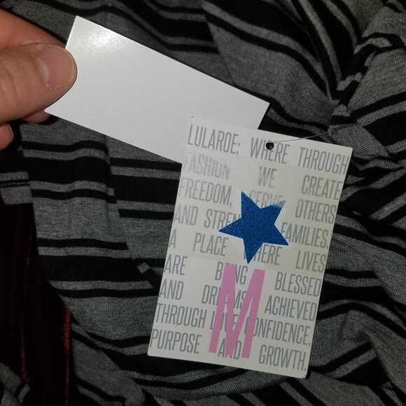 NWT LulaRoe Julia Dress Size Medium Black Gray Stripes Horizontal Vertical - Picture 10 of 10